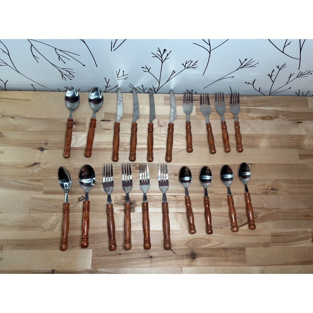 Vintage 20pc Stainless Taiwan Flatware Set Faux Wood Grain Handles Brown Rustic